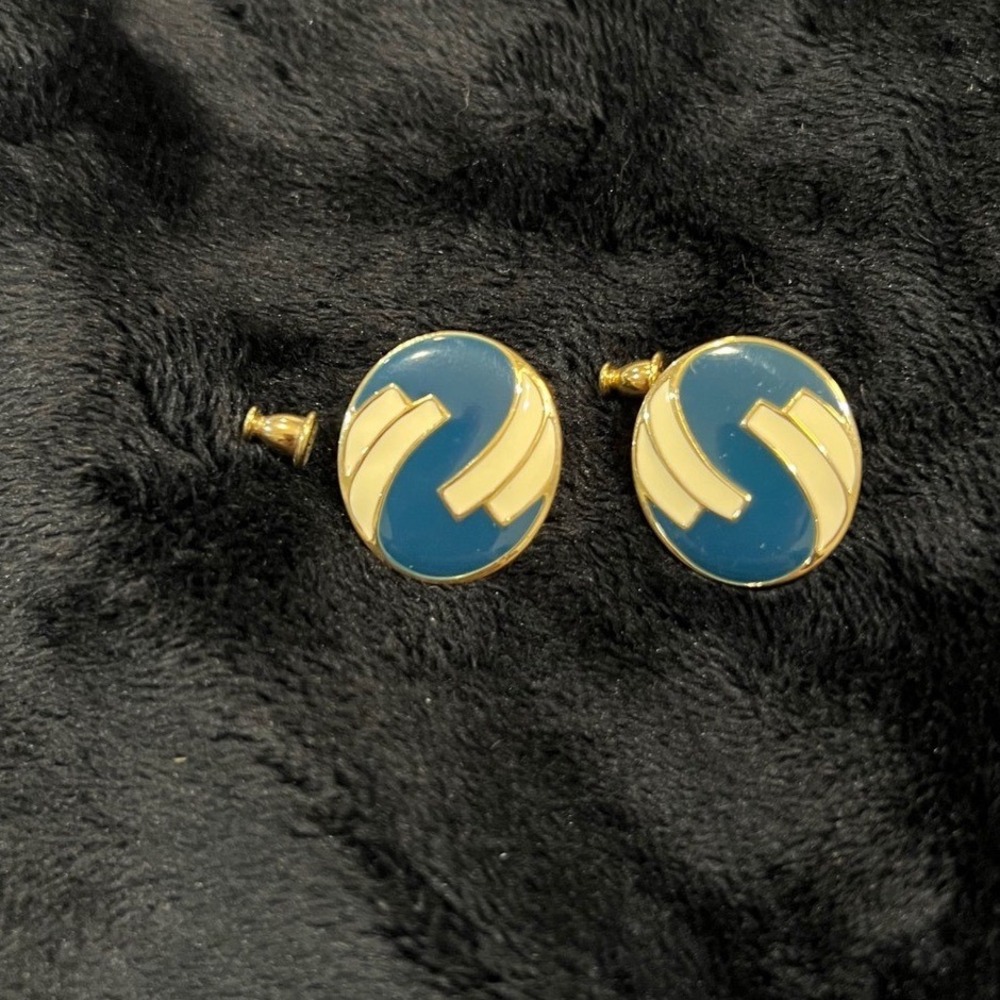 Vintage Monet Gold Tone Cream & Blue Enamel Post Earrings - 3/4 inch
